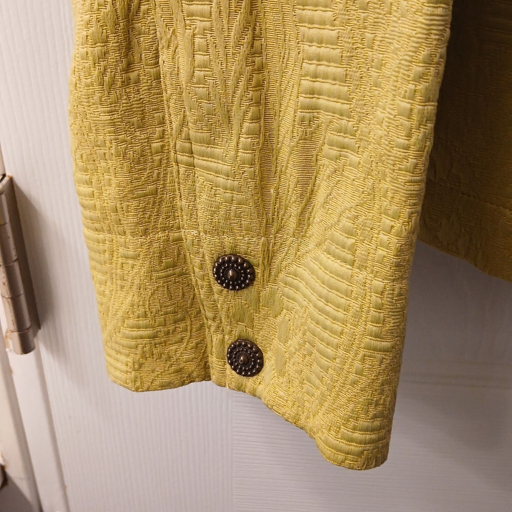 Ruby Rd Ruffle Front Jacket – Size 22W – Chartreuse Brocade‑Style Fabric - Picture 7 of 8